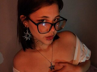 AlixHearts Amateur Masturbating